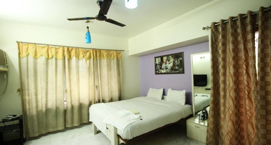 Shree Balaji  Service Apartments  Magar Patta - 1, Pune 5